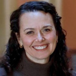 Sarah Hinck ('28) sarahhinck@gmail.com